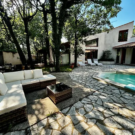 Maison D'architecte Piscine Wifi 10 Personnes Holiday home