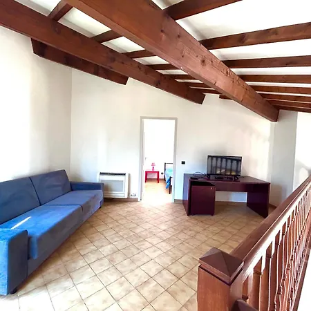 Holiday home Maison D'architecte Piscine Wifi 10 Personnes