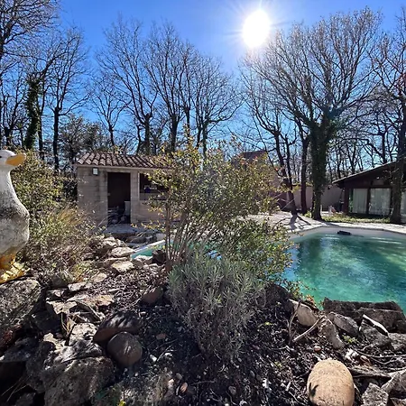 Holiday home Maison D'architecte Piscine Wifi 10 Personnes Rochefort-du-Gard