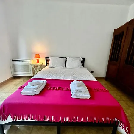 Holiday home Maison D'architecte Piscine Wifi 10 Personnes