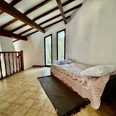 Maison D'architecte Piscine Wifi 10 Personnes Holiday home *